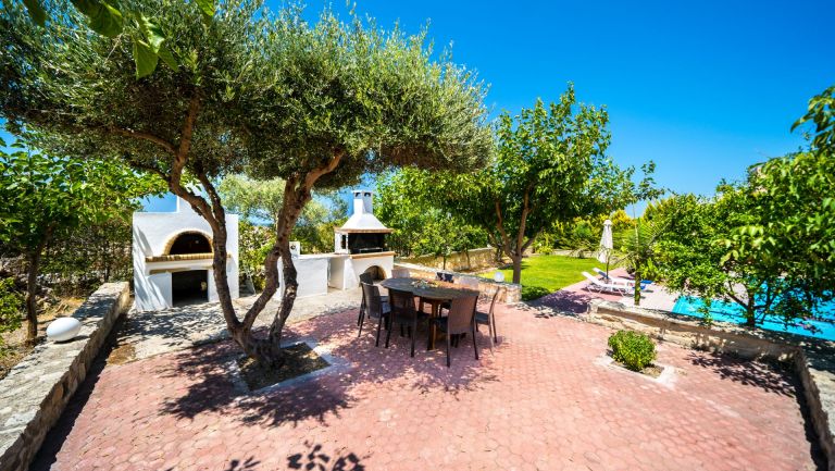 Villa 1 outside aspect